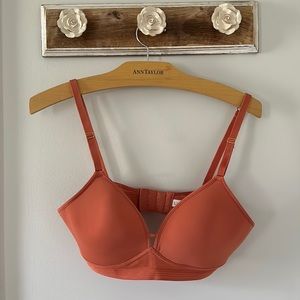 Wear lively bra NWOT